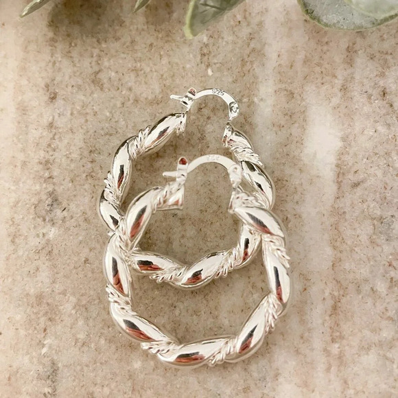 925 Sterling Silver Hoop Earrings Twist Circle Hoop Earrings Silver Small Hoops - Picture 4 of 5